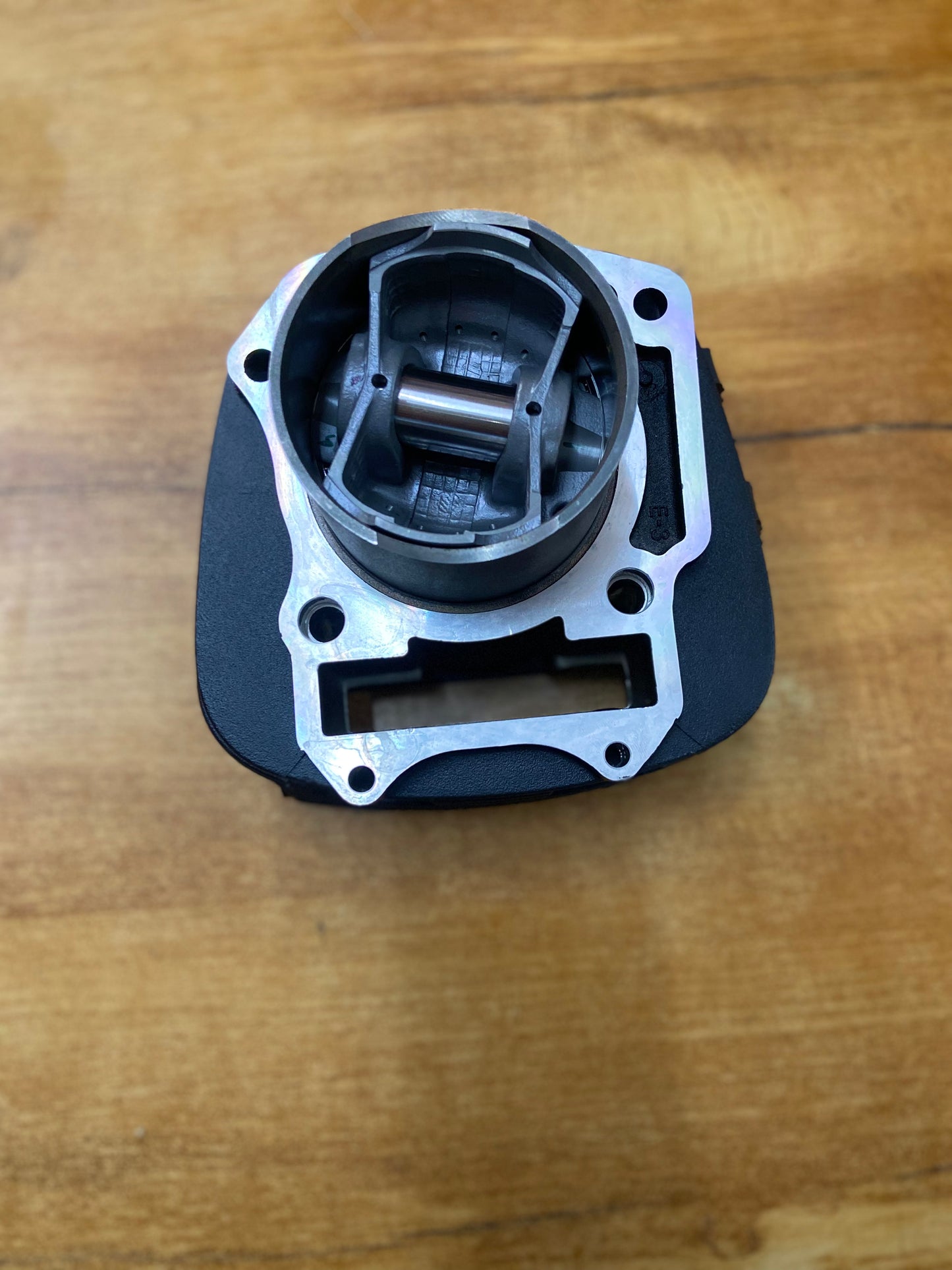 HIMALAYAN 411 BS3/BS4 CYLINDER PISTON